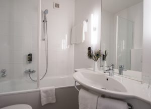 kat_sup_bath1